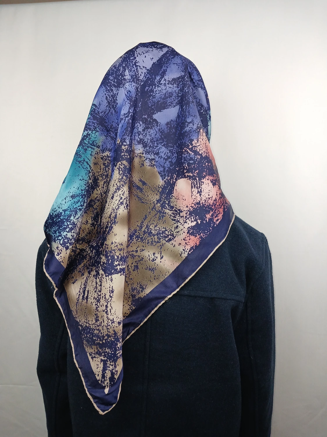 Lacivert İpek Eşarp