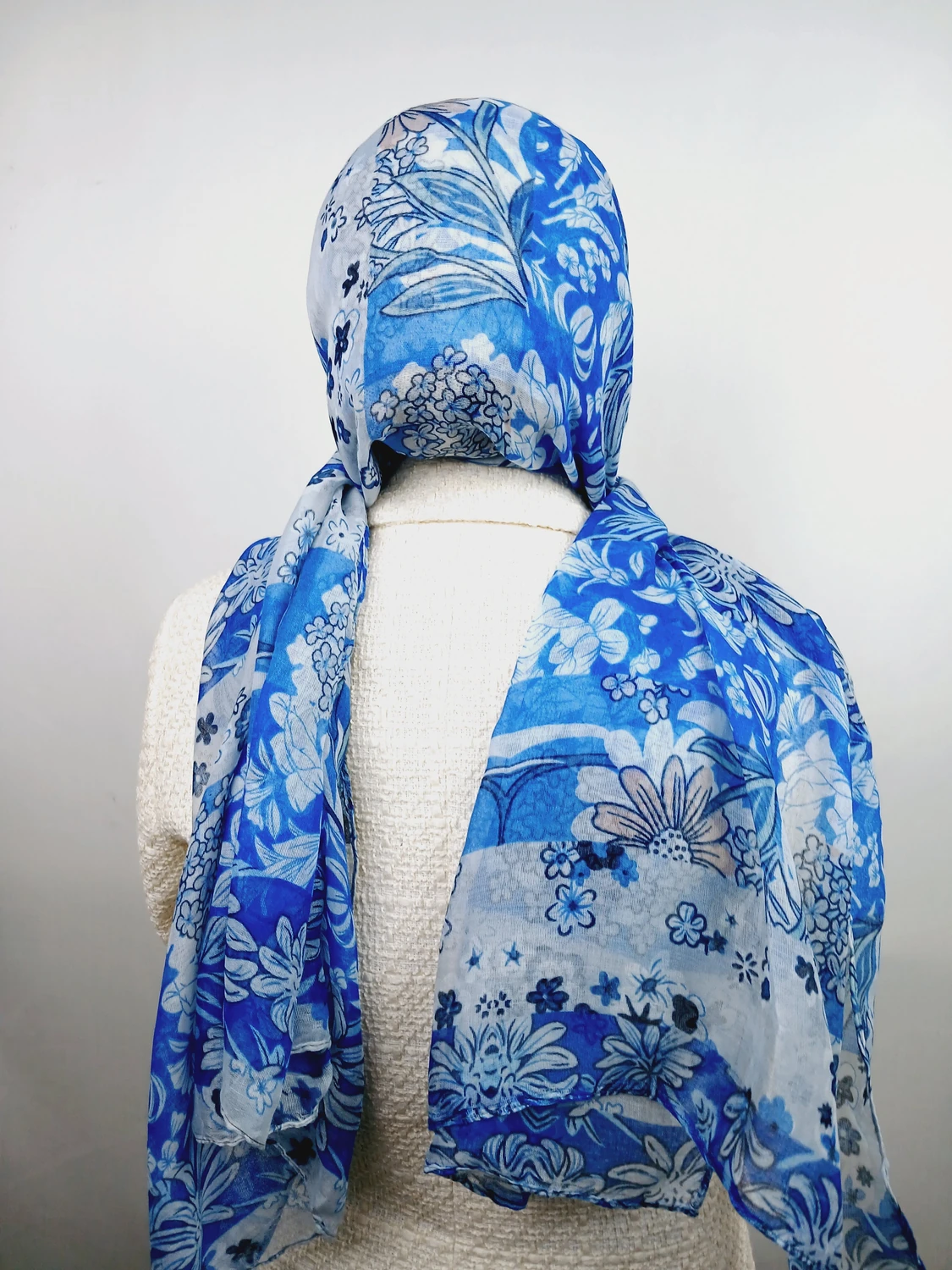 Gesilli Series Mavi Şal