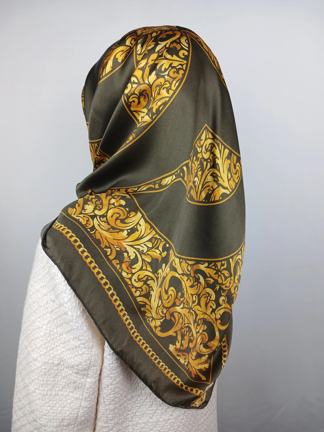 Yesilsari İpek Eşarp