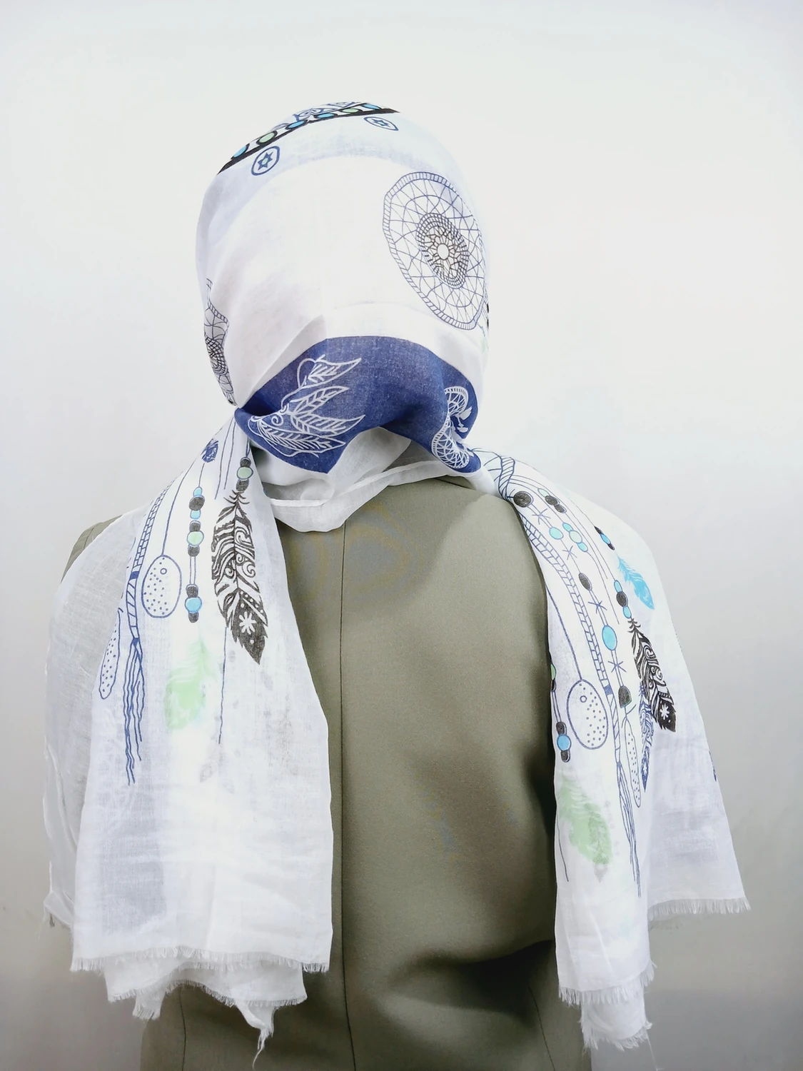 Gesilli Plain Mavibeyaz Sal