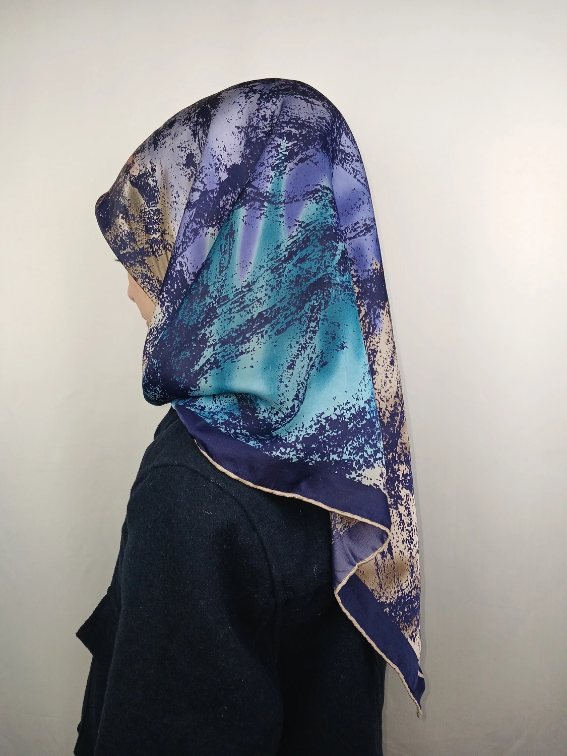 Lacivert İpek Eşarp