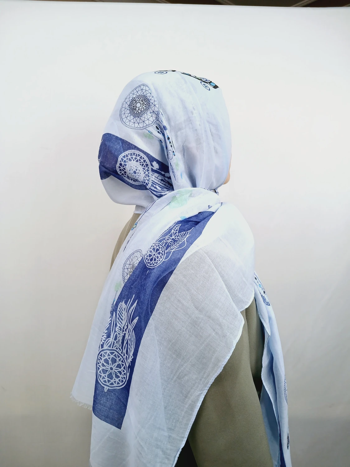 Gesilli Plain Acikmavi Şal