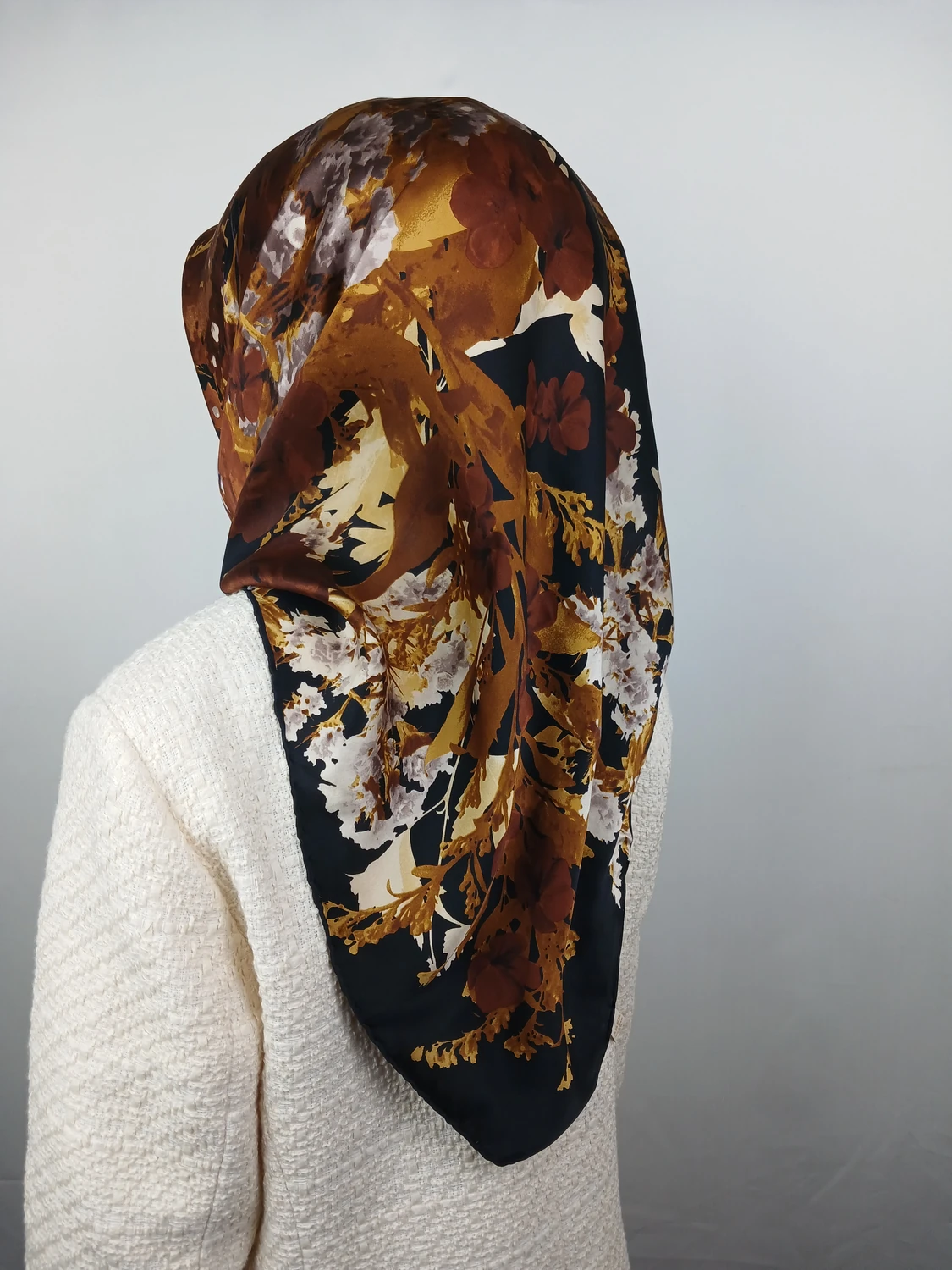 Kahverengi İpek Sal