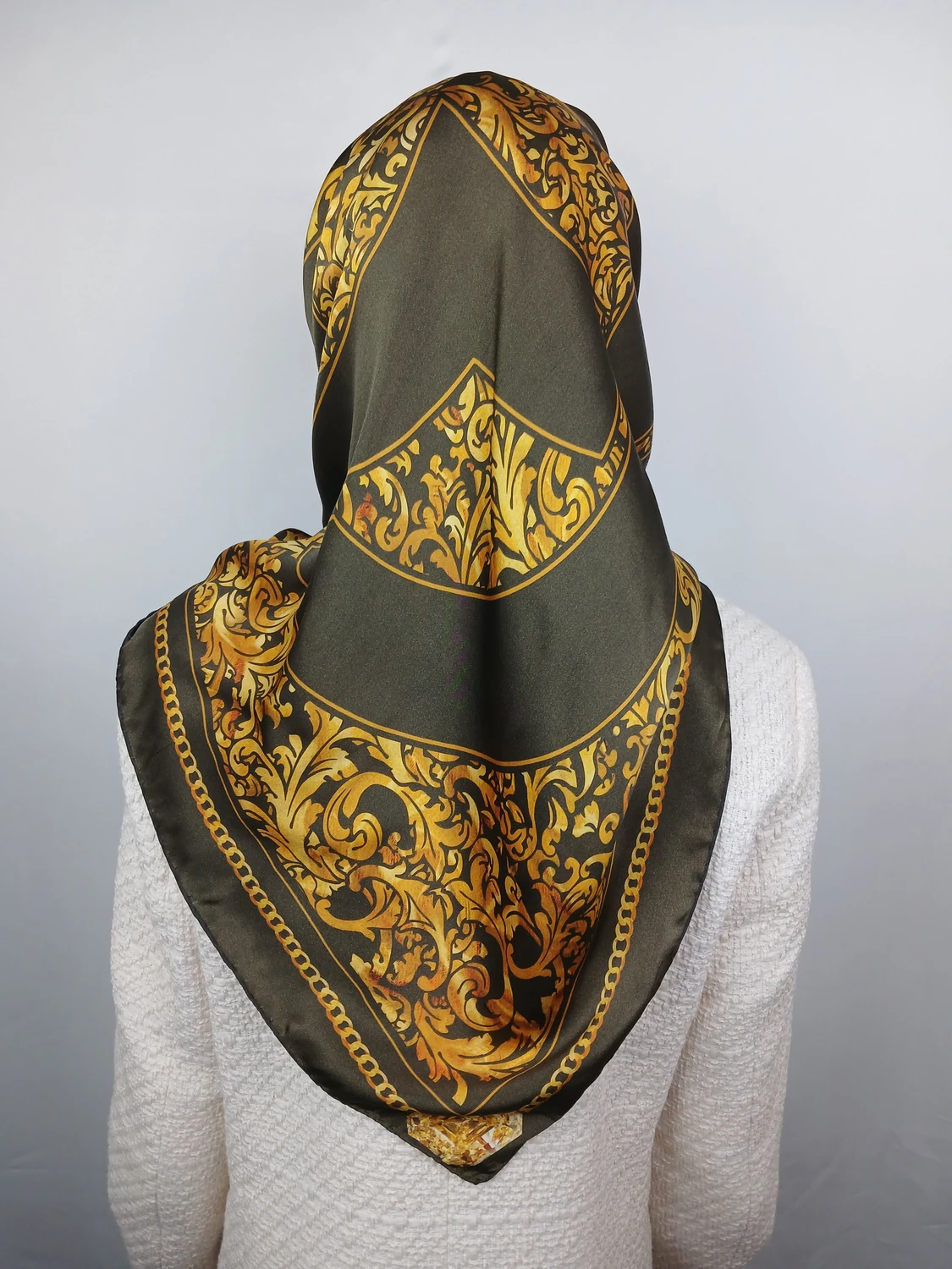 Yesilsari İpek Eşarp