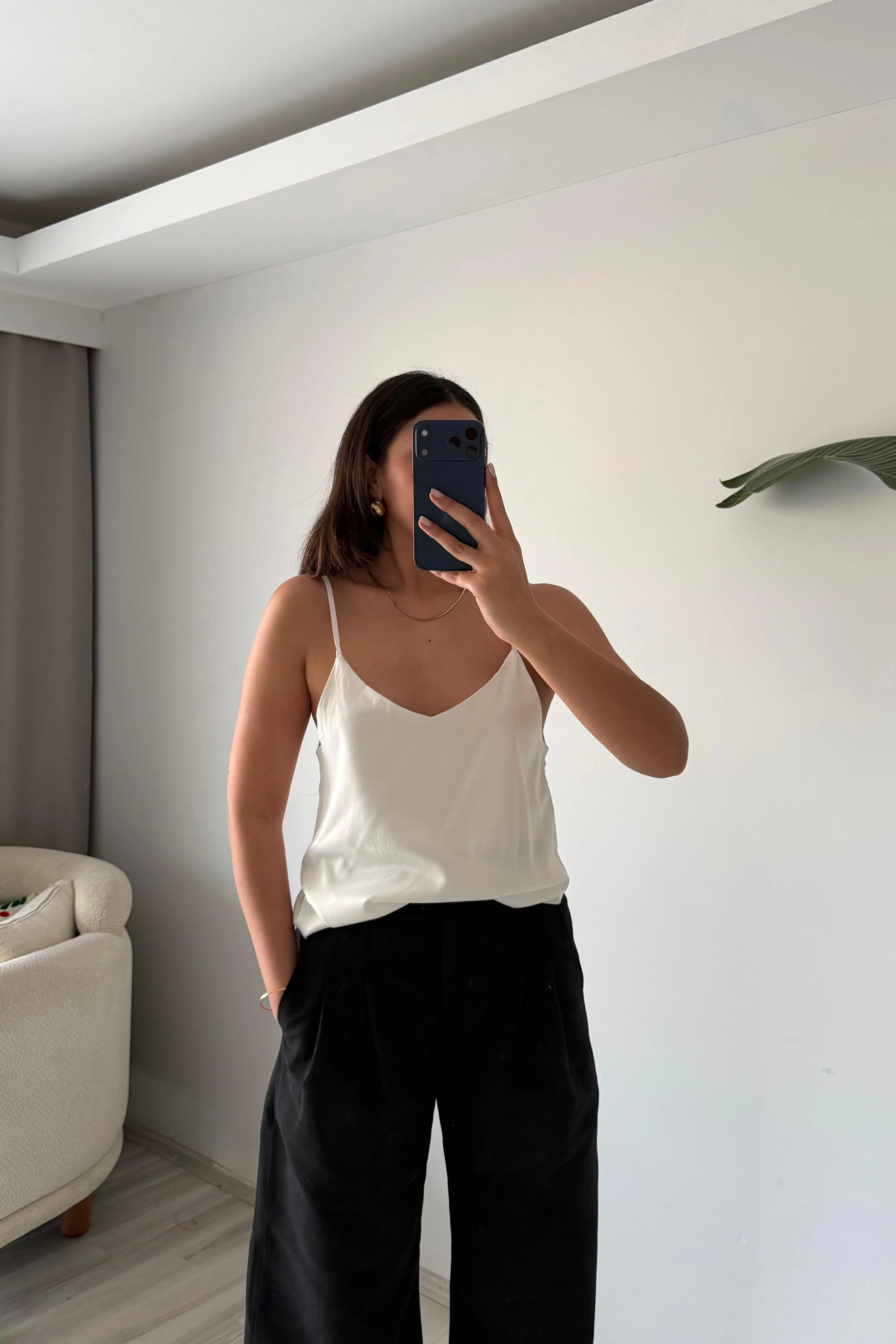 İnce Askılı Saten Görünümlü Bluz - beyaz