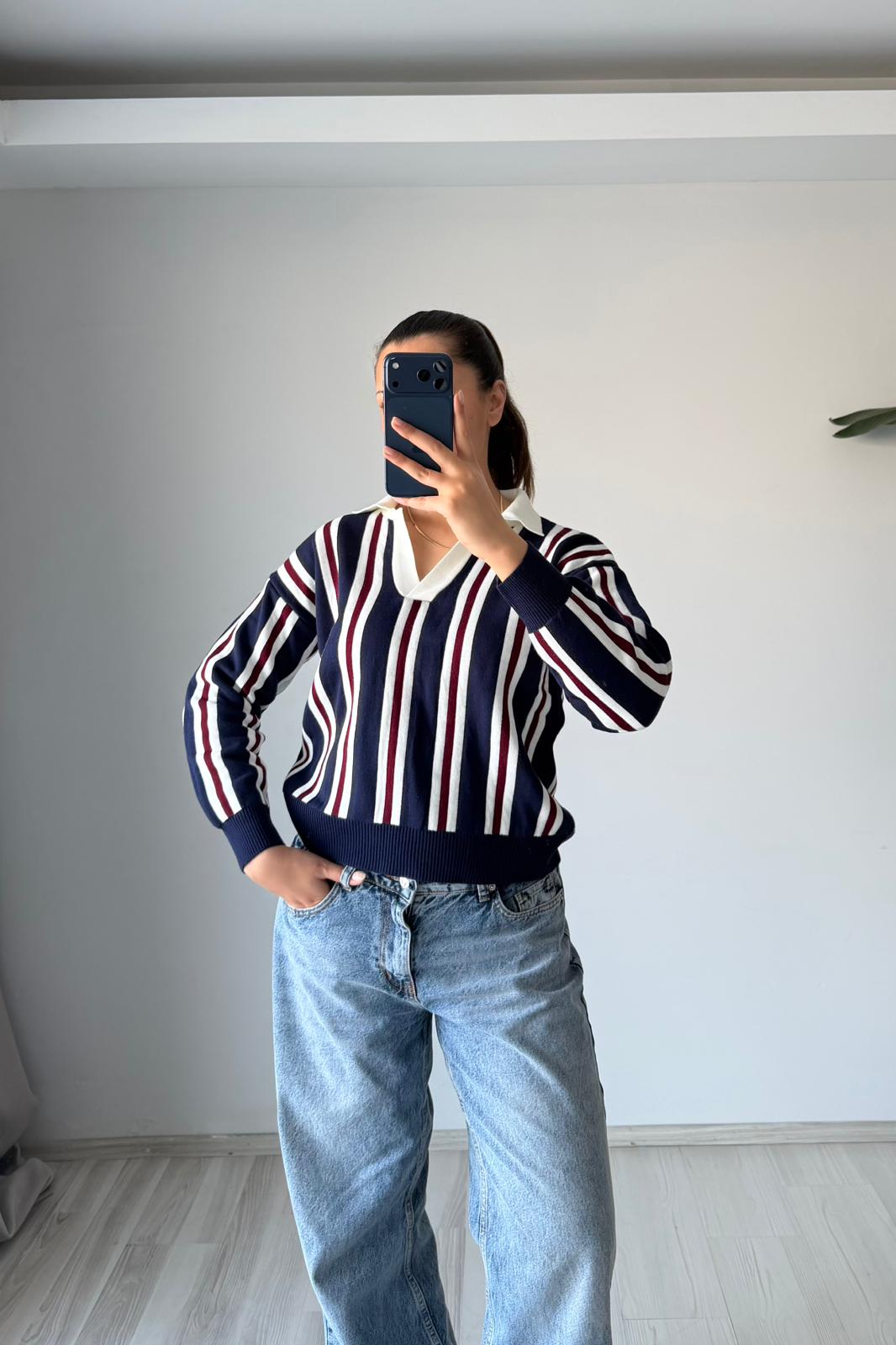 V Yaka Çizgi Triko – Lacivert