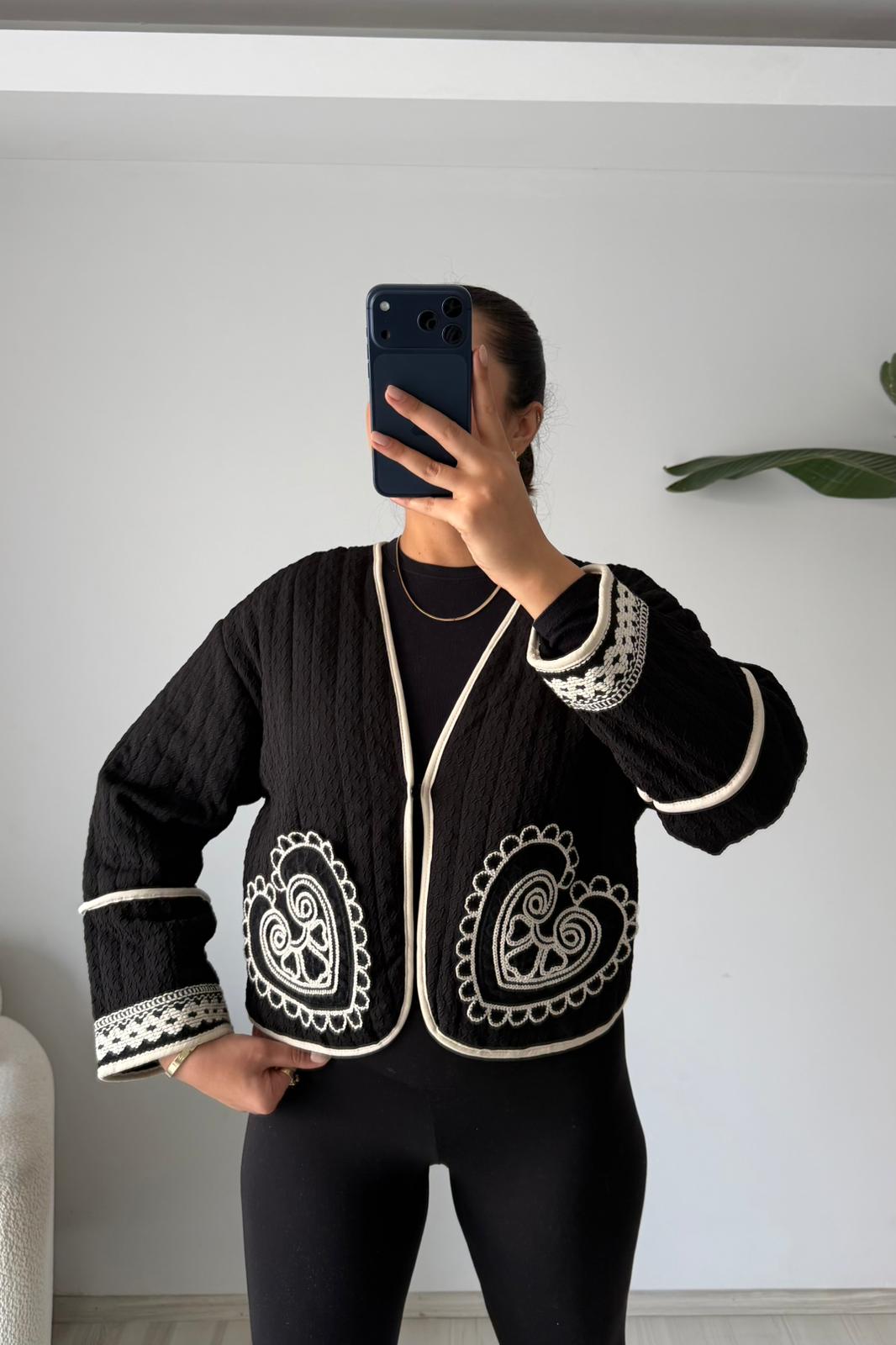 Folk Nakış Detaylı Kısa Ceket