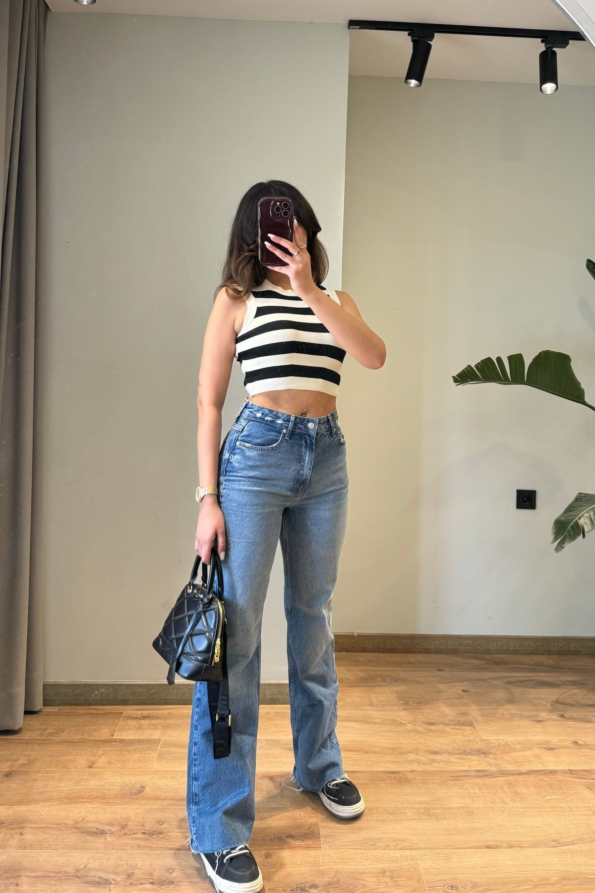 Yırtık Detaylı Straight Fit Jean