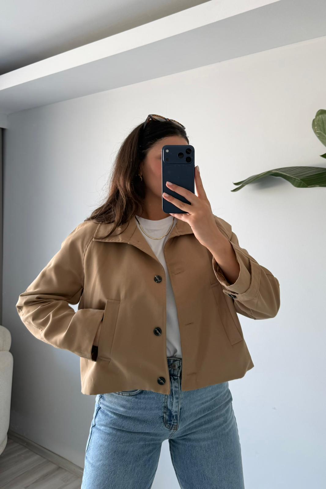  Kısa Trençkot – Camel