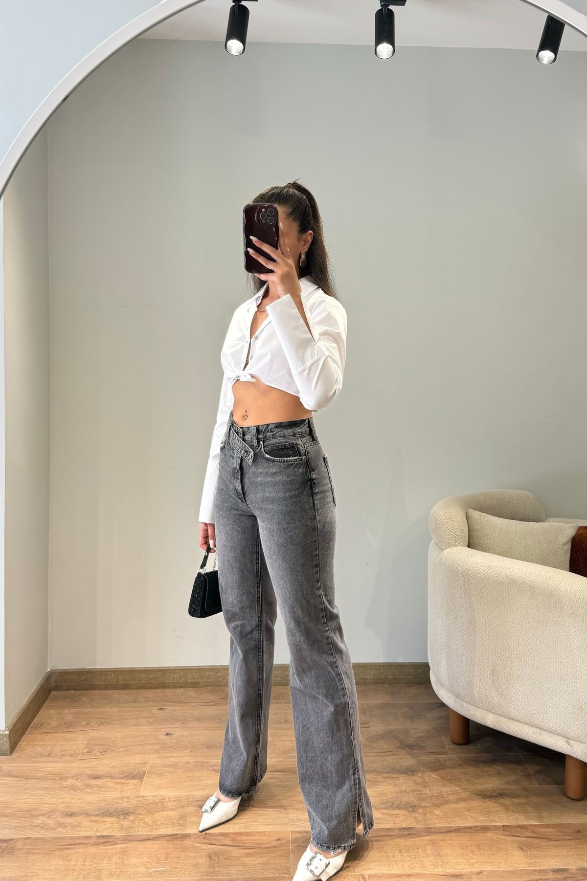 Paça Detay Straight Fit Jean
