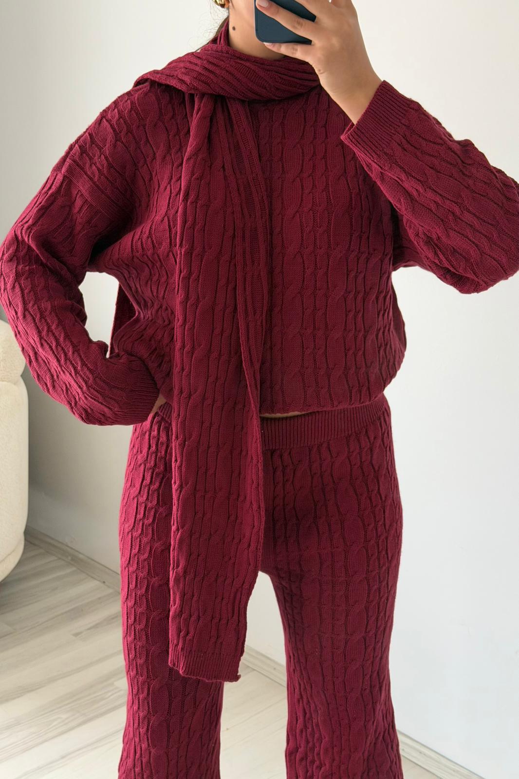 Örgü Dokulu Üçlü Triko Set