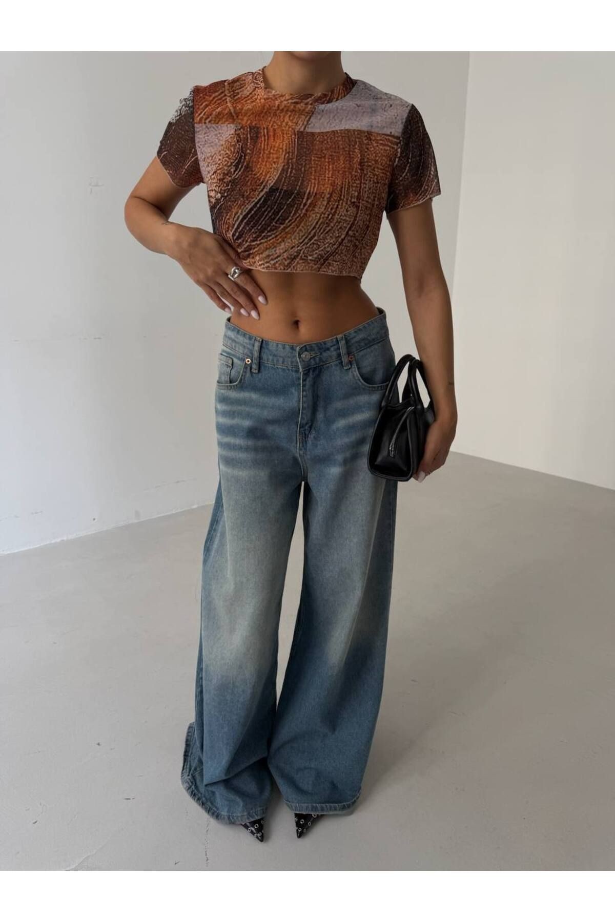Doku Desenli Transparan Crop Bluz – Kahve Tonları