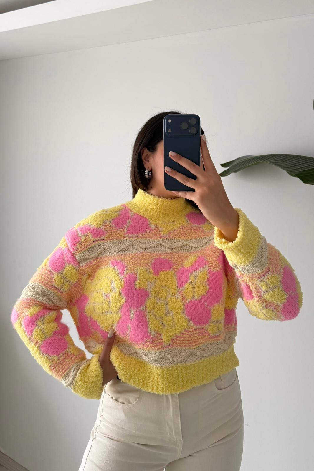 Peluş Dokulu Desenli Triko Kazak