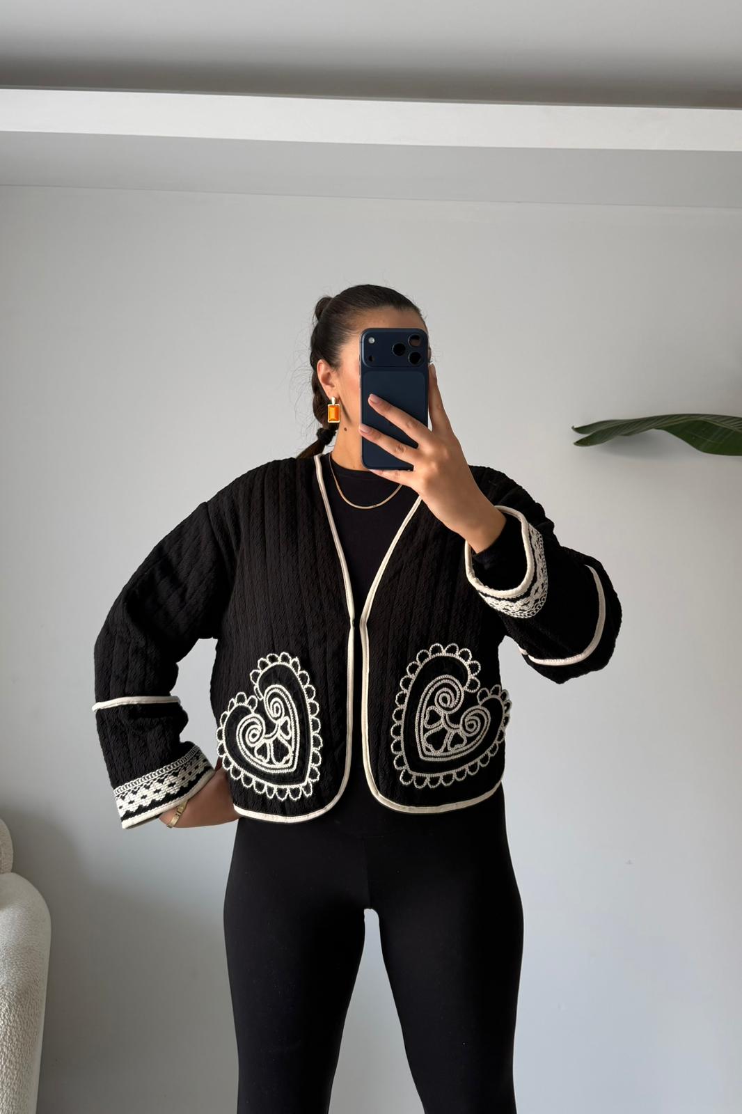 Folk Nakış Detaylı Kısa Ceket