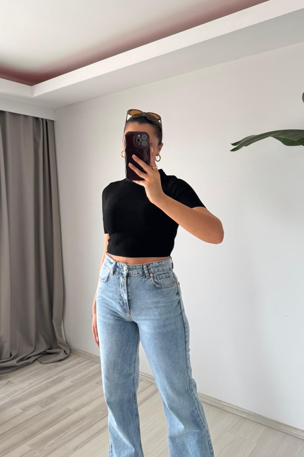 Yüksek Bel Düz Paça Jean