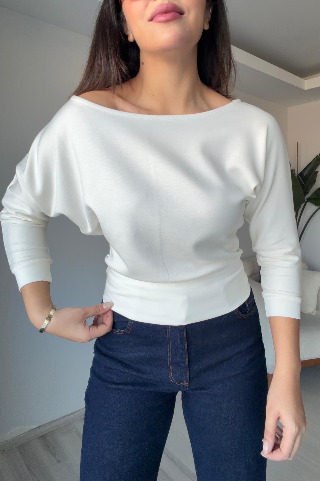 Yarasa Kol Omzu Açık Modal Bluz