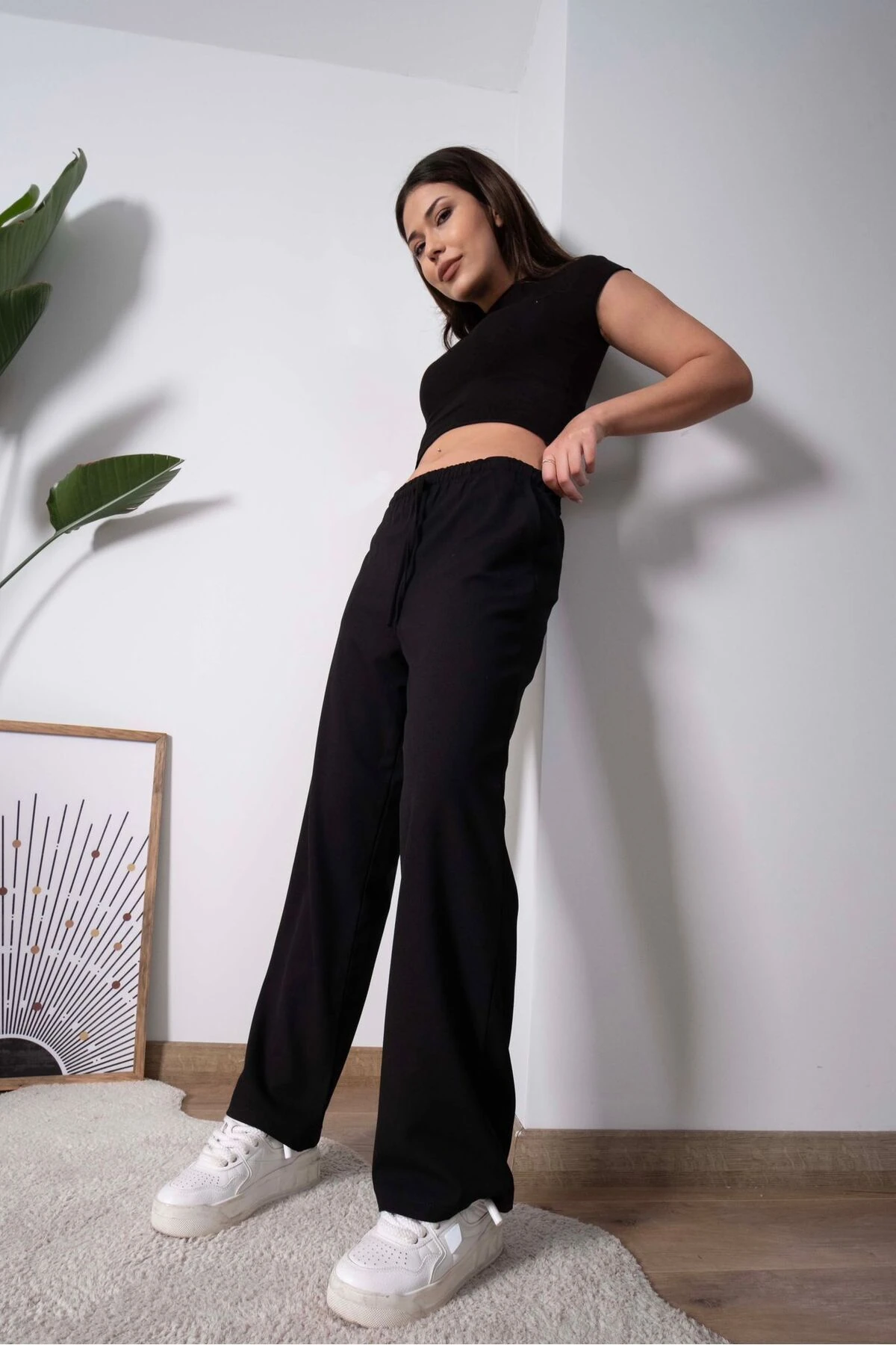 Beli Büzgülü Bağcıklı Kumaş Pantolon