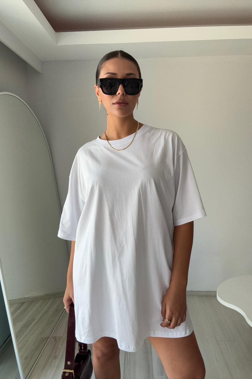 Beyaz Oversize Baskılı Basic Tişört – Cles Couture