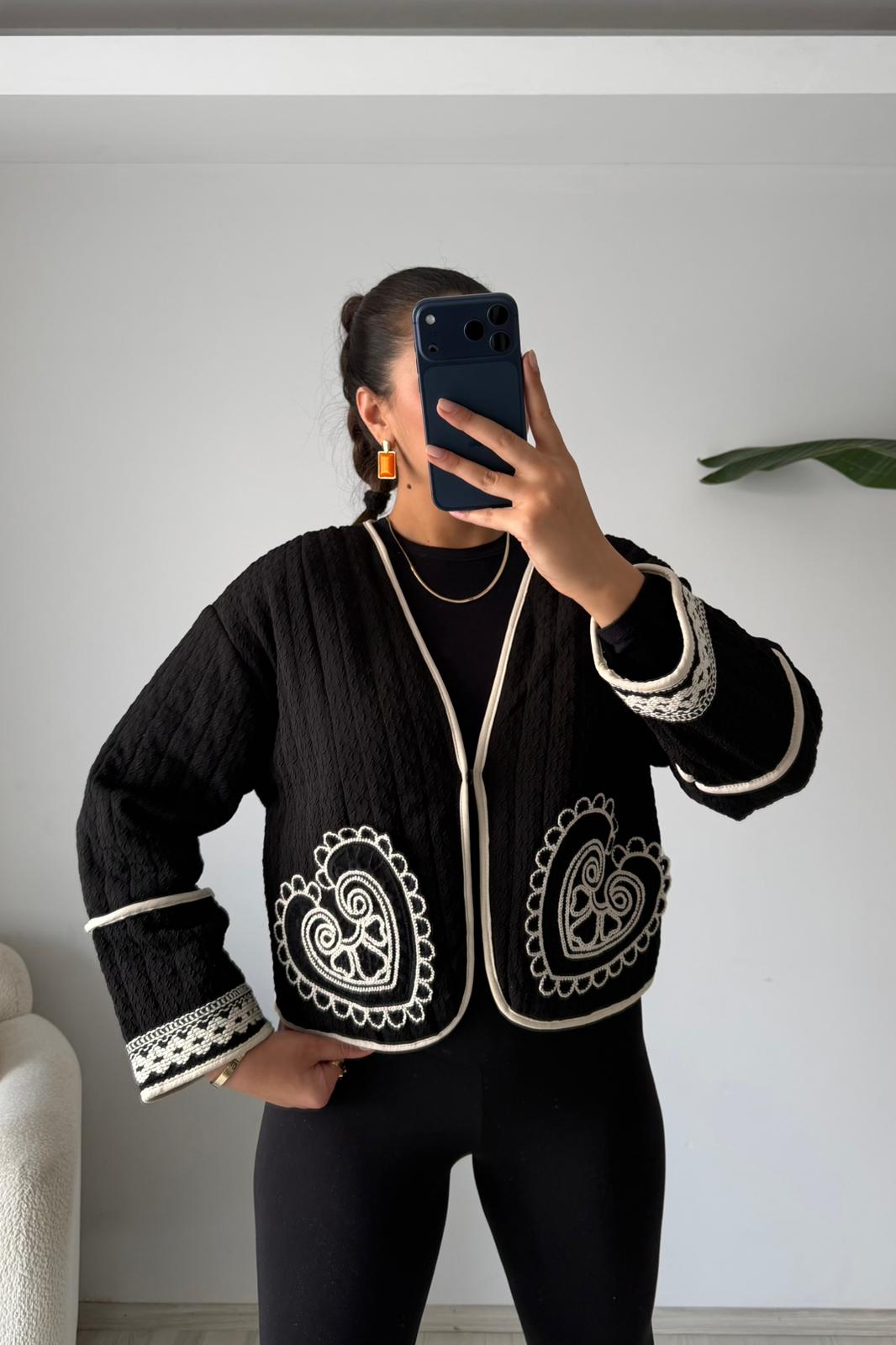 Folk Nakış Detaylı Kısa Ceket