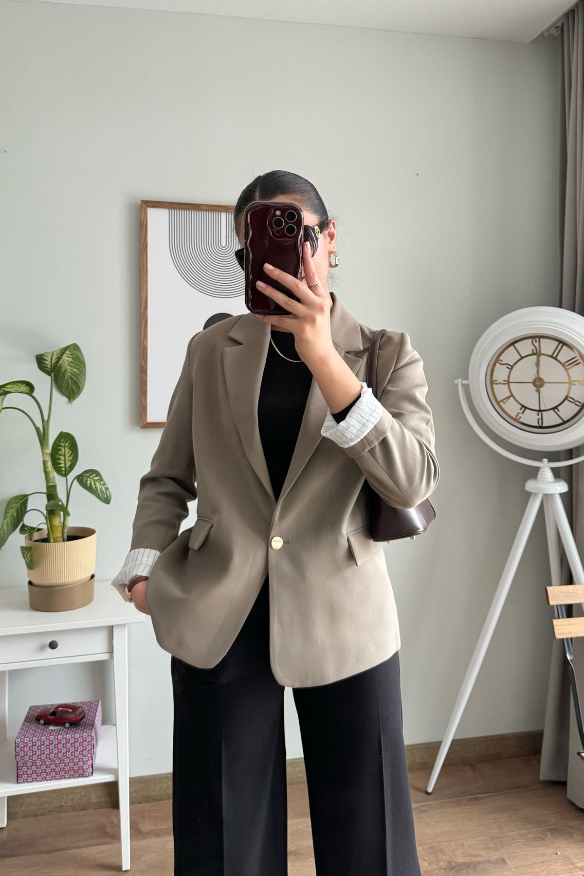 Vatkalı Vücuda Oturan Blazer Ceket