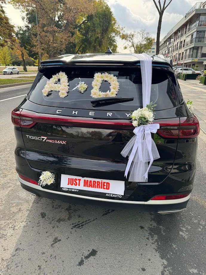 Beyaz Lisyantus - Gelin Arabası Süsleme Hizmeti 103