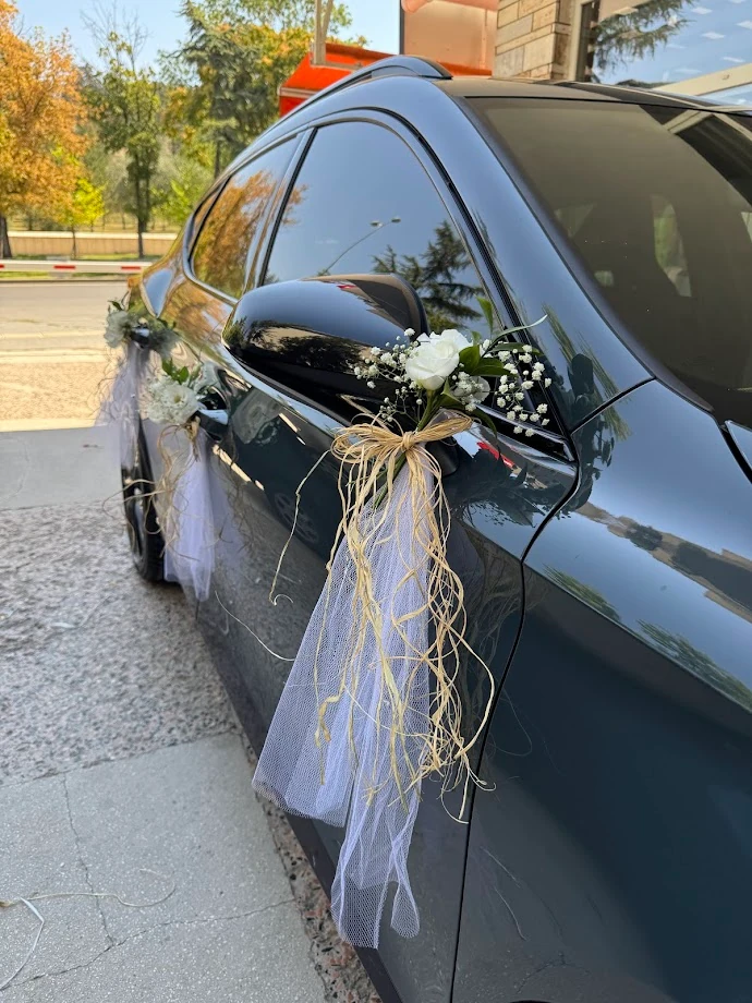 Beyaz Lisyantus - Gelin Arabası Süsleme Hizmeti 102