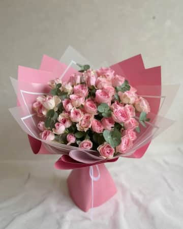 Pink Grace pembe çardak gül buketi