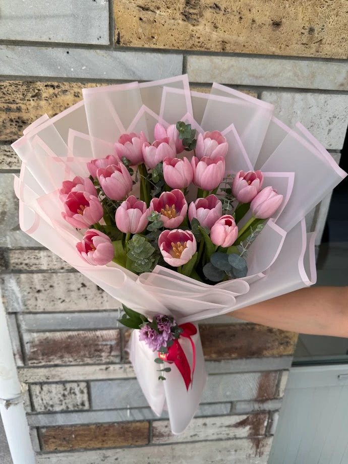 İthal Pembe Lale - 20 Adet