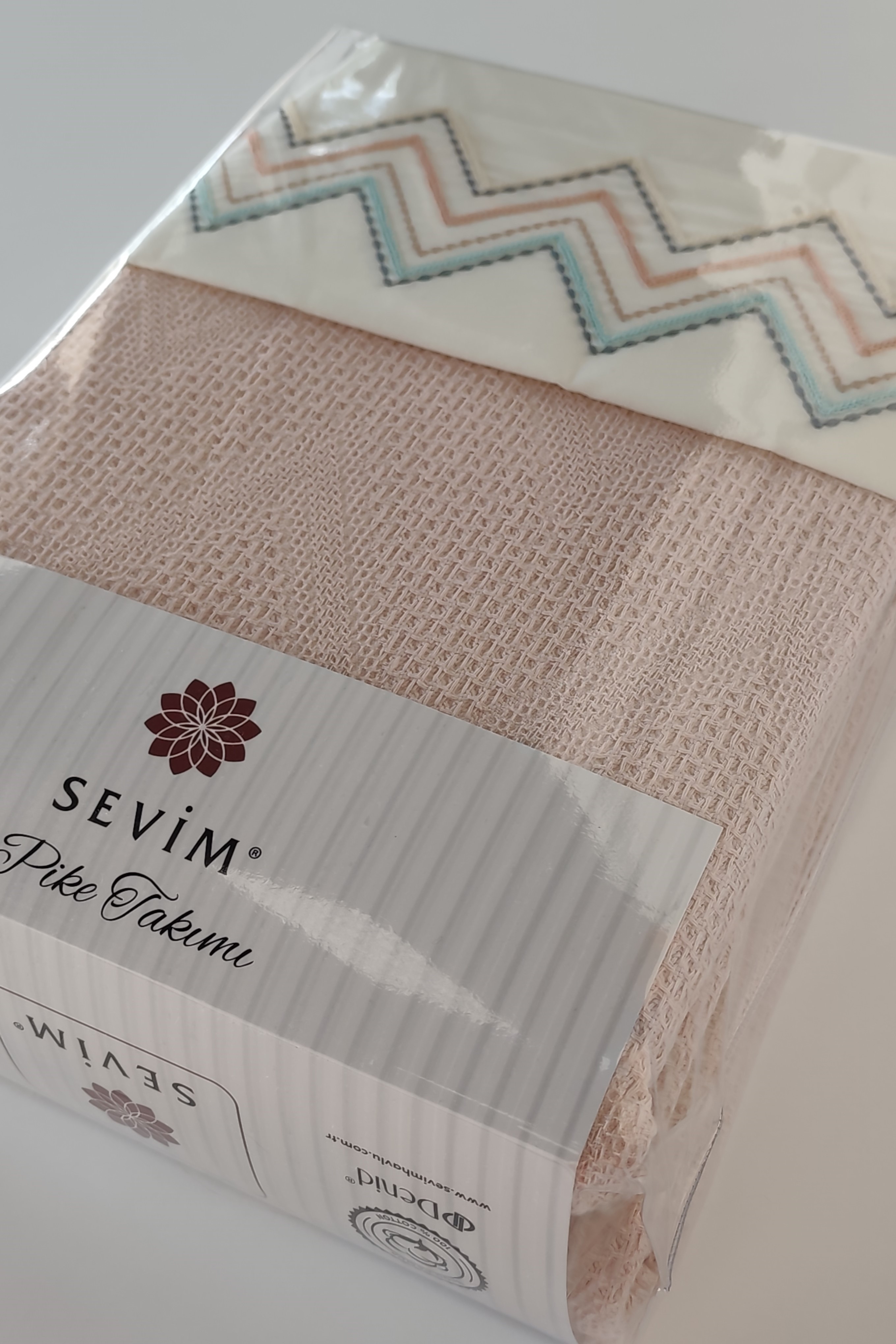 Çift Kişilik Saçaklı Waffle Pike Takımı-4 Parça & Çeyizlik Petekli Pike Seti-Delfina - pudra