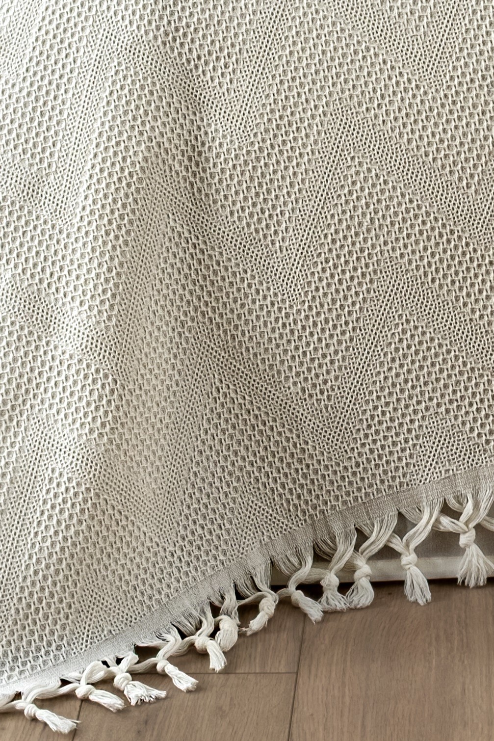 %100 Pamuk Çift Kişilik Bağlama Saçaklı Pike-220x240 cm - krem
