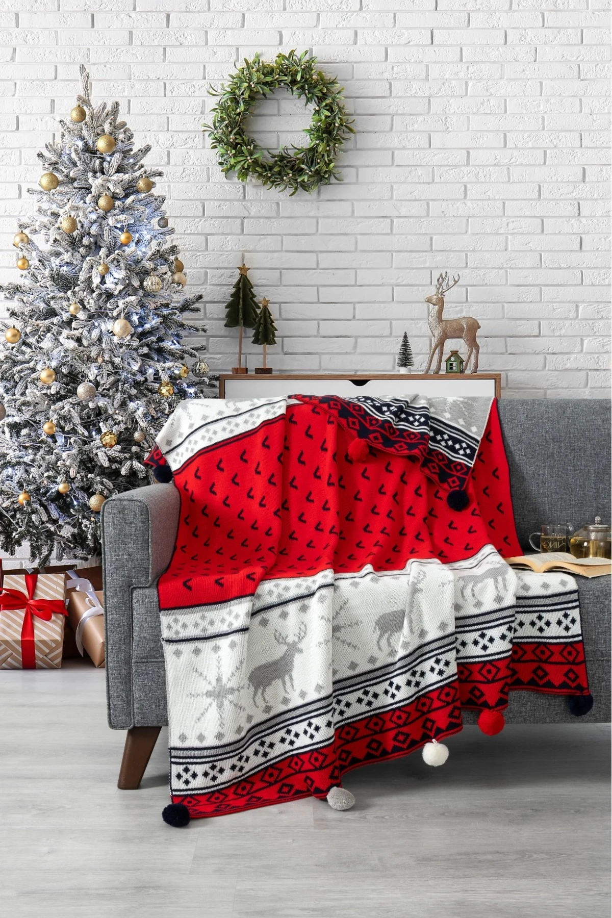 Yılbaşı Desenli Ponponlu Triko Örme Tv Battaniyesi–Yılbaşı Hediyesi-130x170 cm