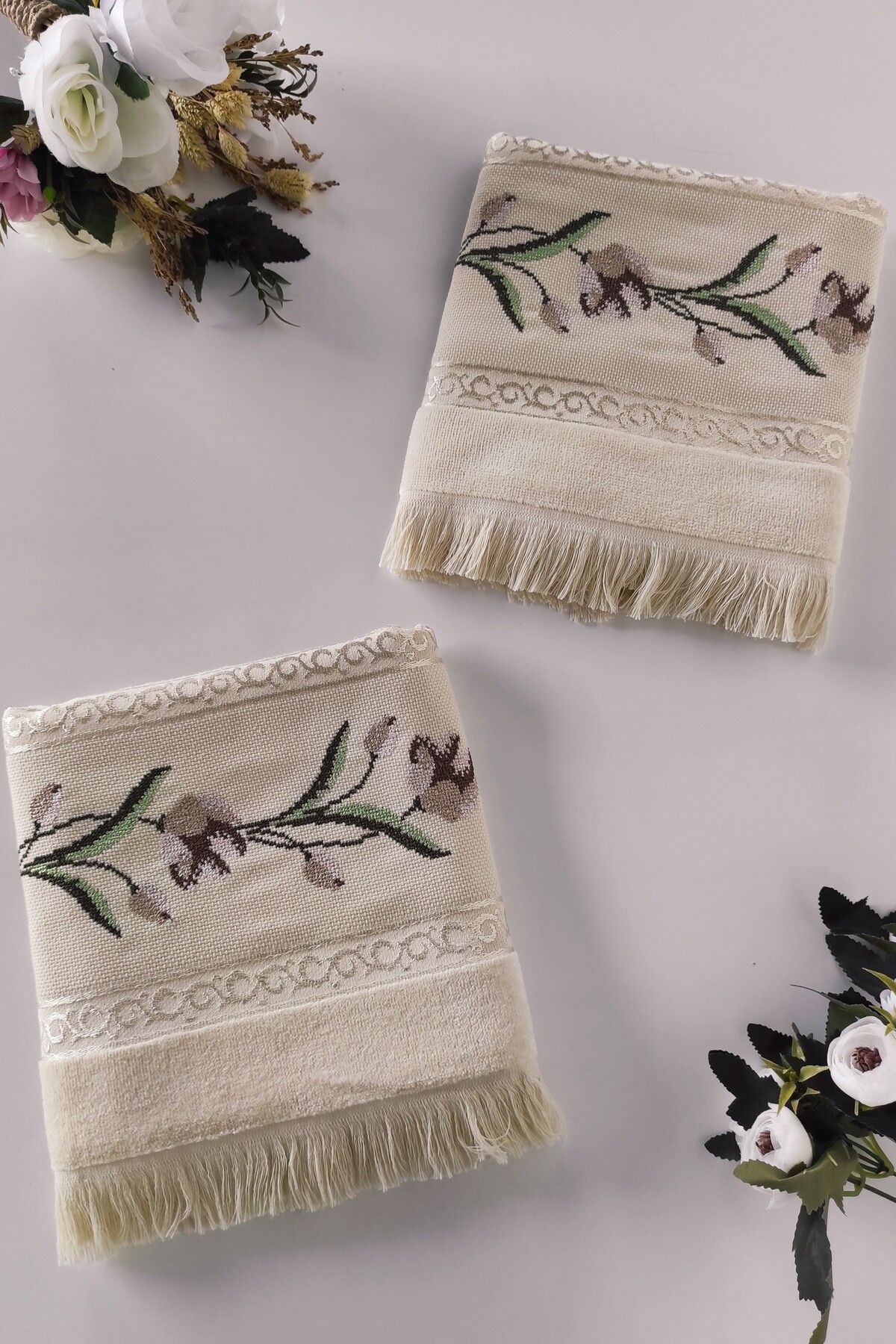 Kanaviçe Nakışlı Güllü Kadife El Yüz Havlusu Seti-2'li - 50x90 Cm - cappuccino