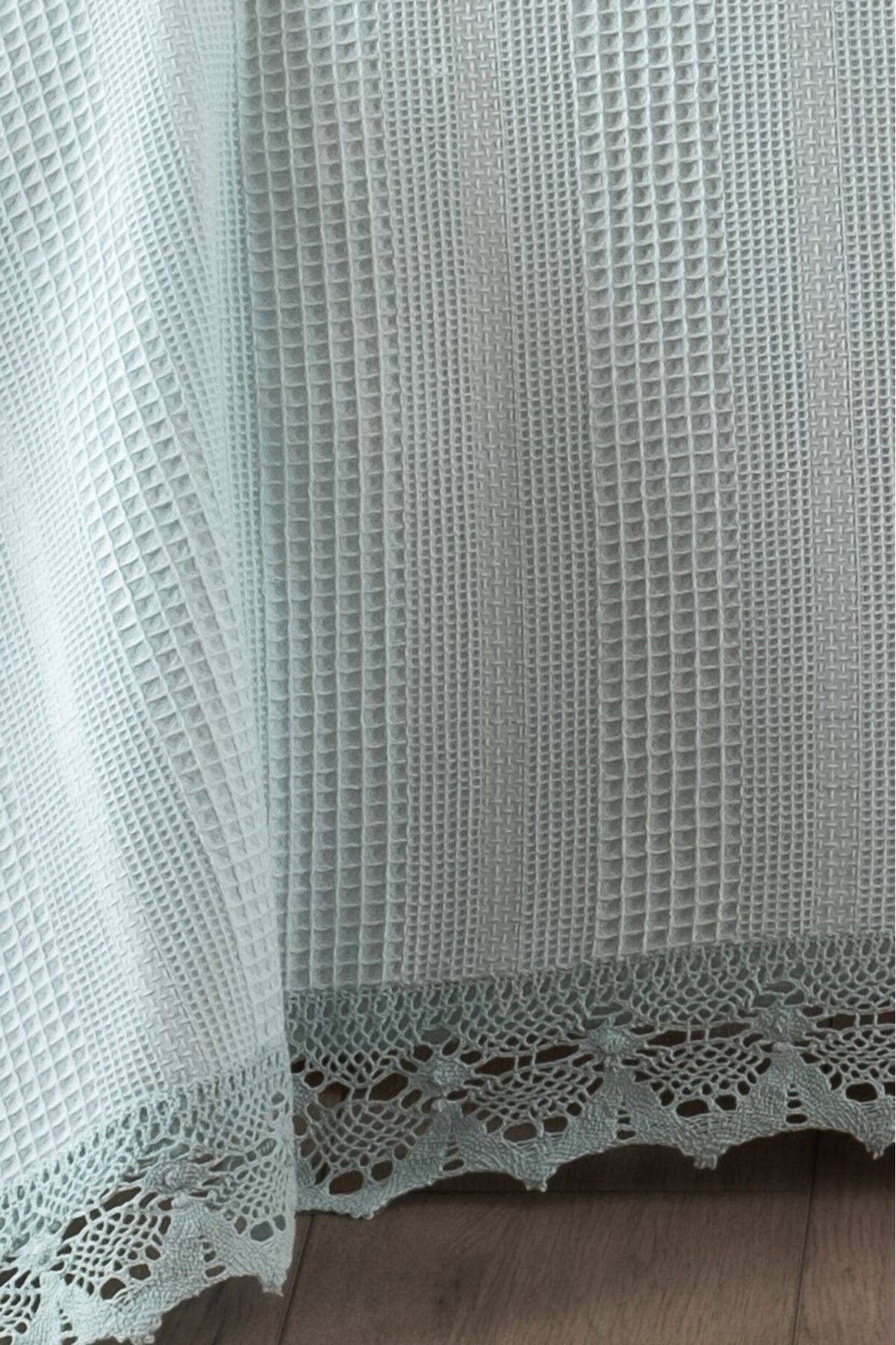 Dantelli Tek Kişilik Waffle Pike- %100 Pamuk Petekli Pike-160x230 cm