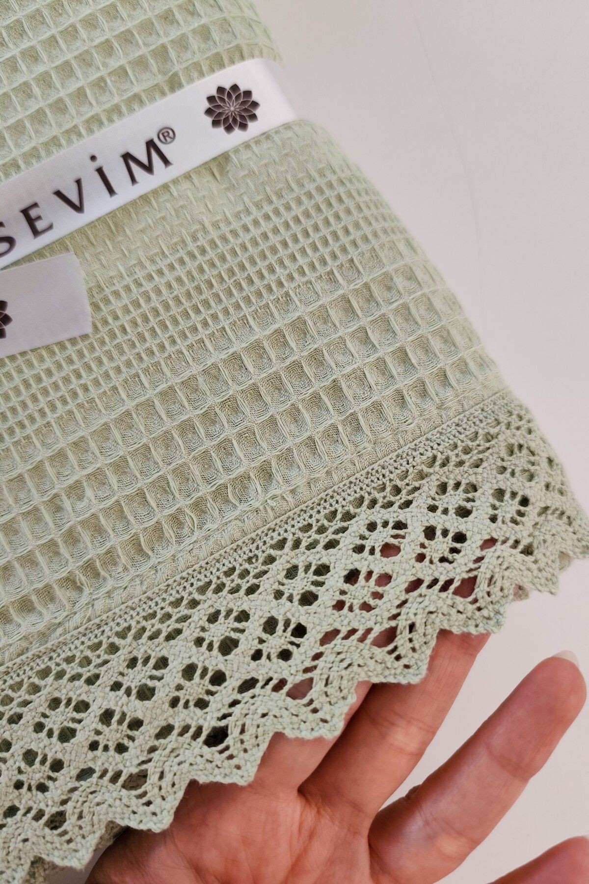 Kopanaki Dantelli Çift Kişilik Pike-210x230 cm - Fıstık Yeşili