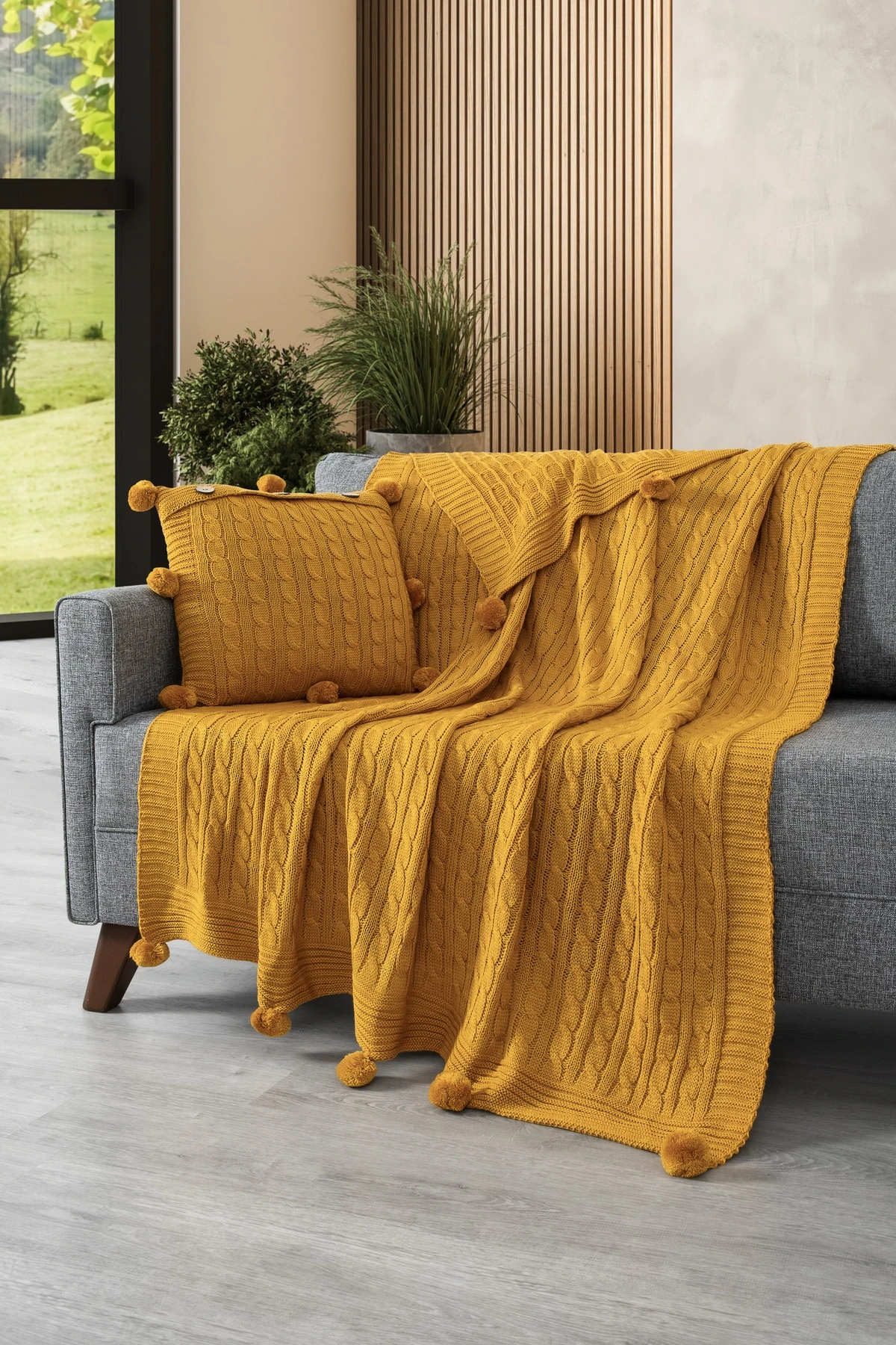 2'li Takım Ponponlu Triko Örme Kırlent Kılıfı & TV Battaniyesi- Omuz & Koltuk Şalı Seti - hardal