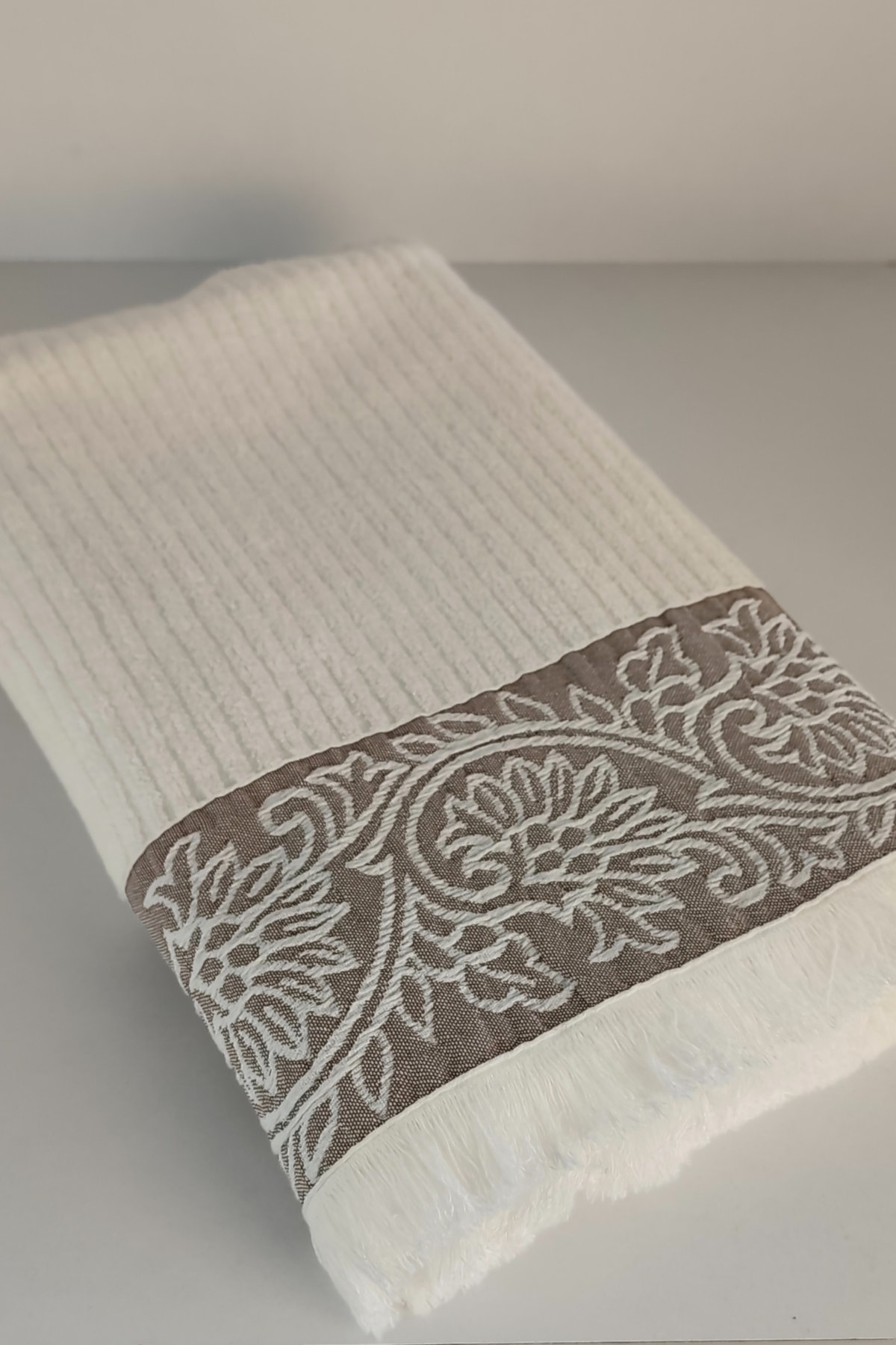 Bambu Banyo Havlusu - Püsküllü & Ekstra Yumuşak & Süper Emici - 70x140 cm - Ekru