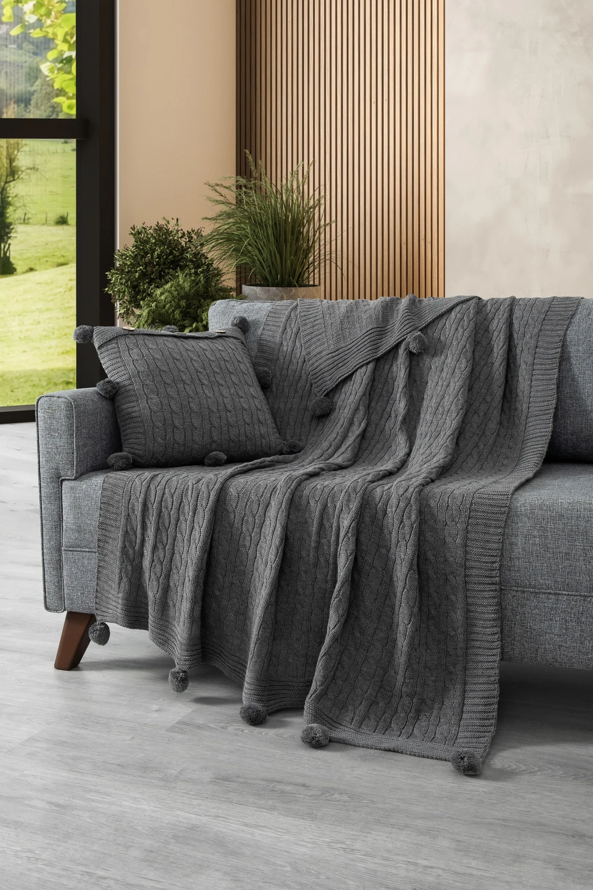 2'li Takım Ponponlu Triko Örme Kırlent Kılıfı & TV Battaniyesi- Omuz & Koltuk Şalı Seti - koyu gri