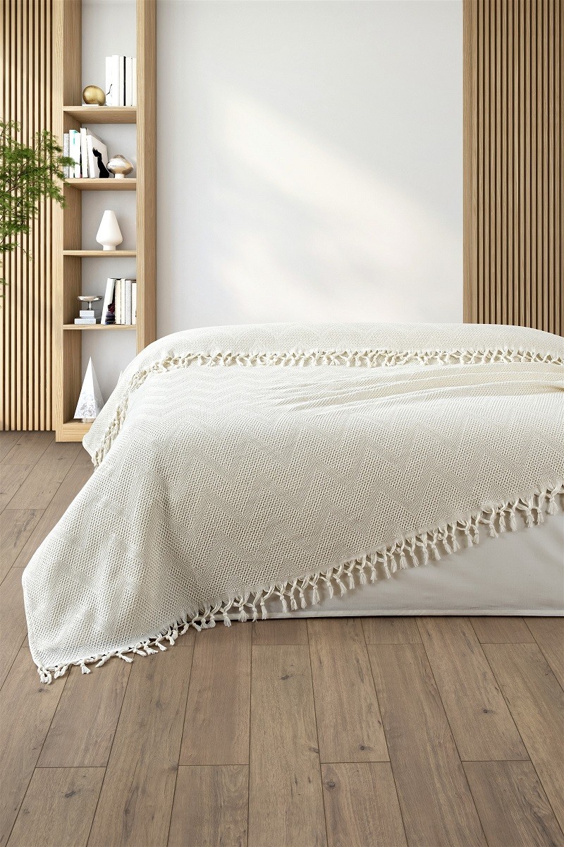 %100 Pamuk Çift Kişilik Bağlama Saçaklı Pike-220x240 cm - krem