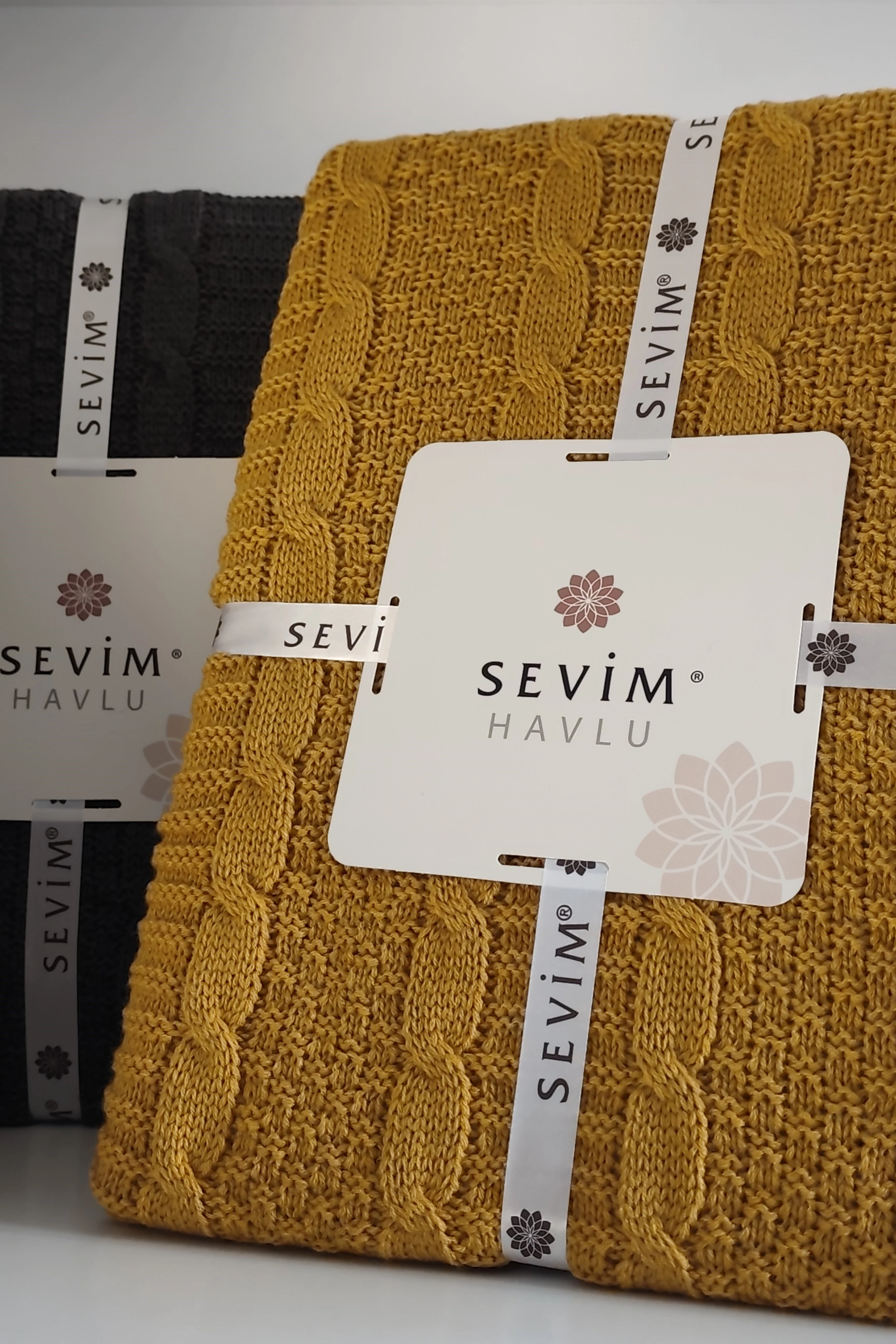 Tek Kişilik Triko Örme Battaniye - Yumuşak Dokulu & Şık Yatak Örtüsü-Örgü Battaniye - Hardal