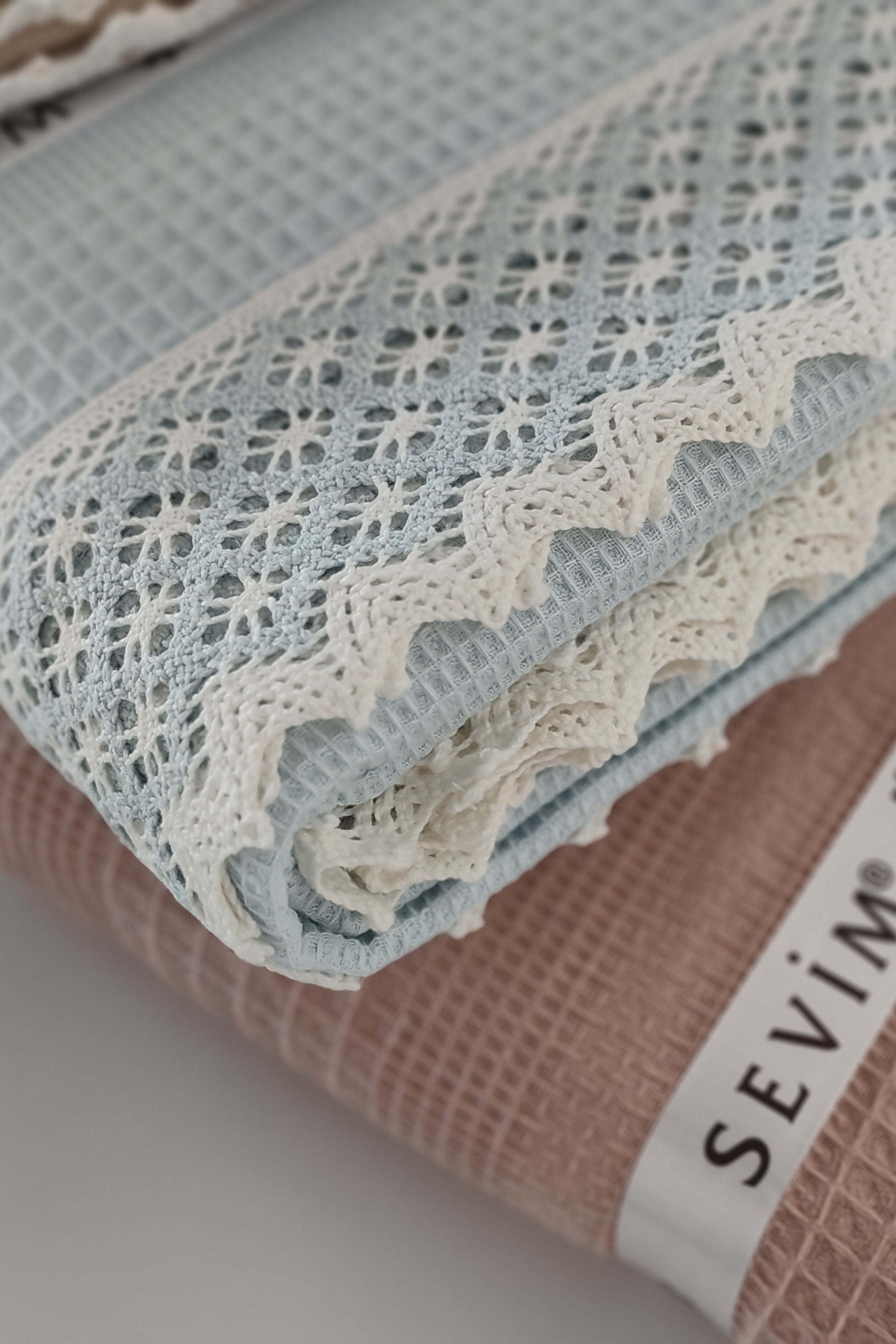 Kopanaki Dantelli Çift Kişilik Pike-210x230 cm - Bebe Mavisi