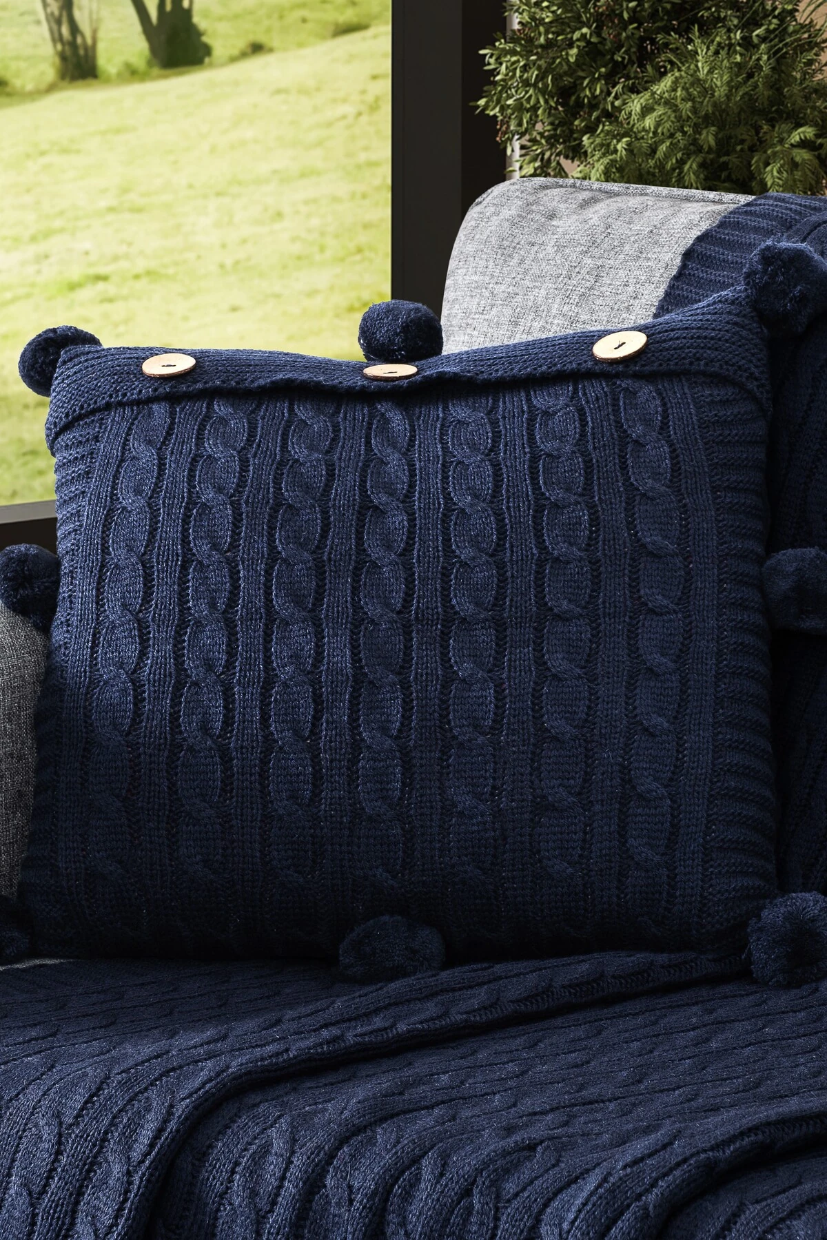 Ponponlu Triko Örme Kırlent Kılıfı - 40x40 cm Kare Yastık Kılıfı - lacivert