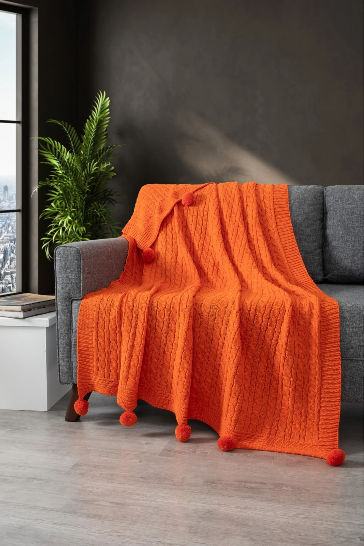 Ponponlu Triko Örme Tv Battaniyesi–Örgü Koltuk & Omuz Şalı & Diz Battaniyesi–130x170 cm-Turuncu