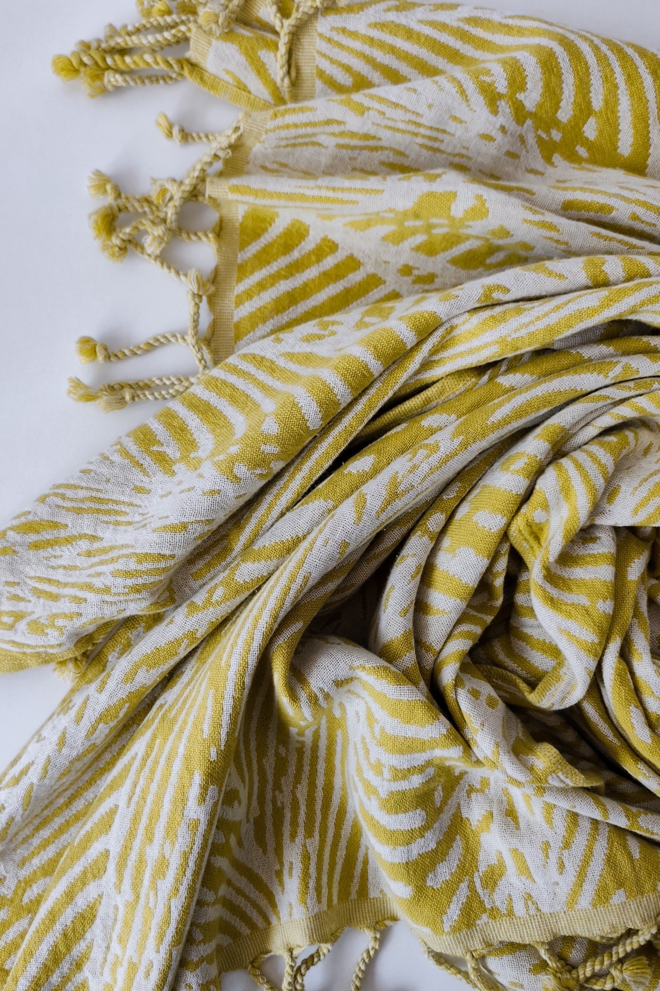 Jakarlı Müslin Peştemal-Yaprak Desen-90x170 cm - hardal