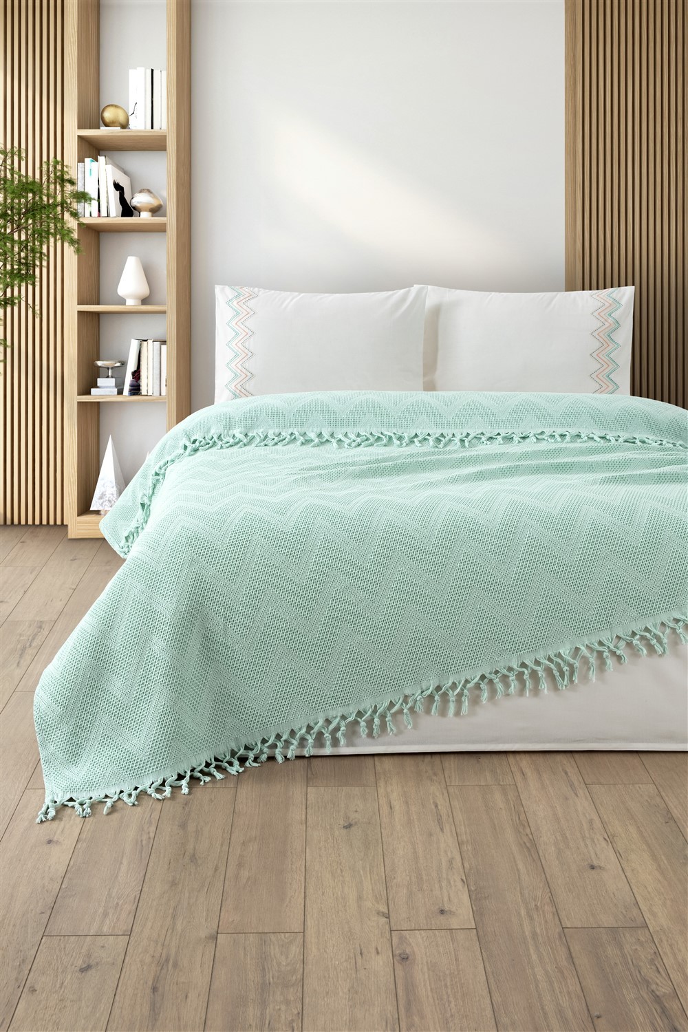 Çift Kişilik Saçaklı Waffle Pike Takımı-4 Parça & Çeyizlik Petekli Pike Seti-Delfina - mint