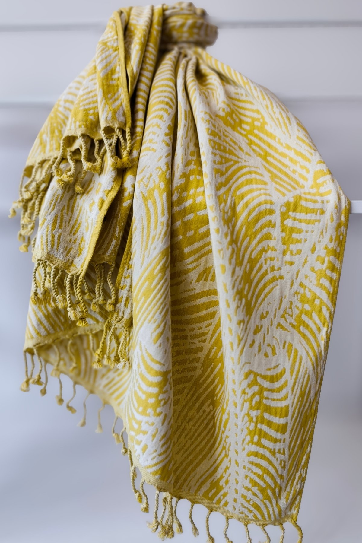 Jakarlı Müslin Peştemal-Yaprak Desen-90x170 cm - hardal