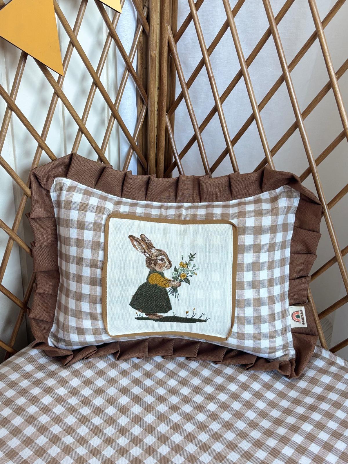 TINY BUNNY FİGÜRLÜ DİKDÖRTGEN YASTIK - KIZ