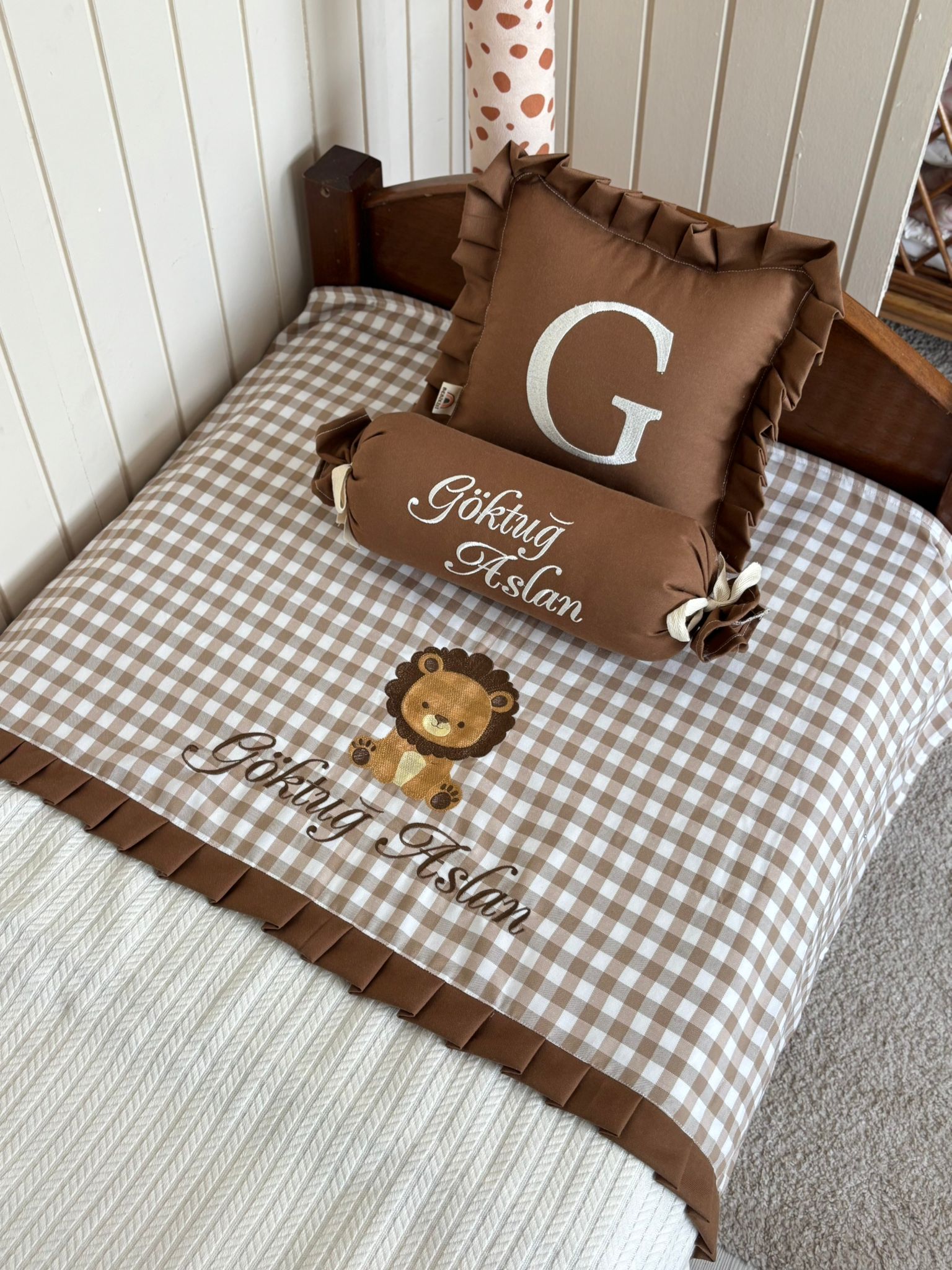 PİKE TAKIMI 3'LÜ ASLAN DESENİ