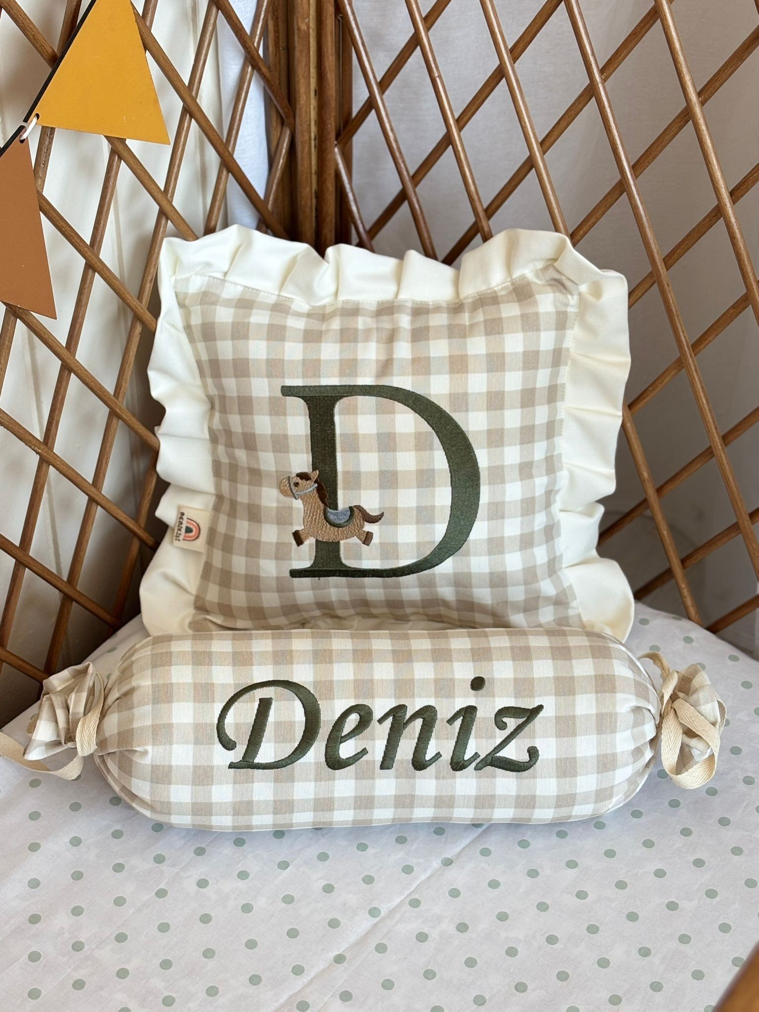 DEKORATİF 2'Lİ YASTIK ATLI KARINCA - BEJ HAKİ YEŞİL