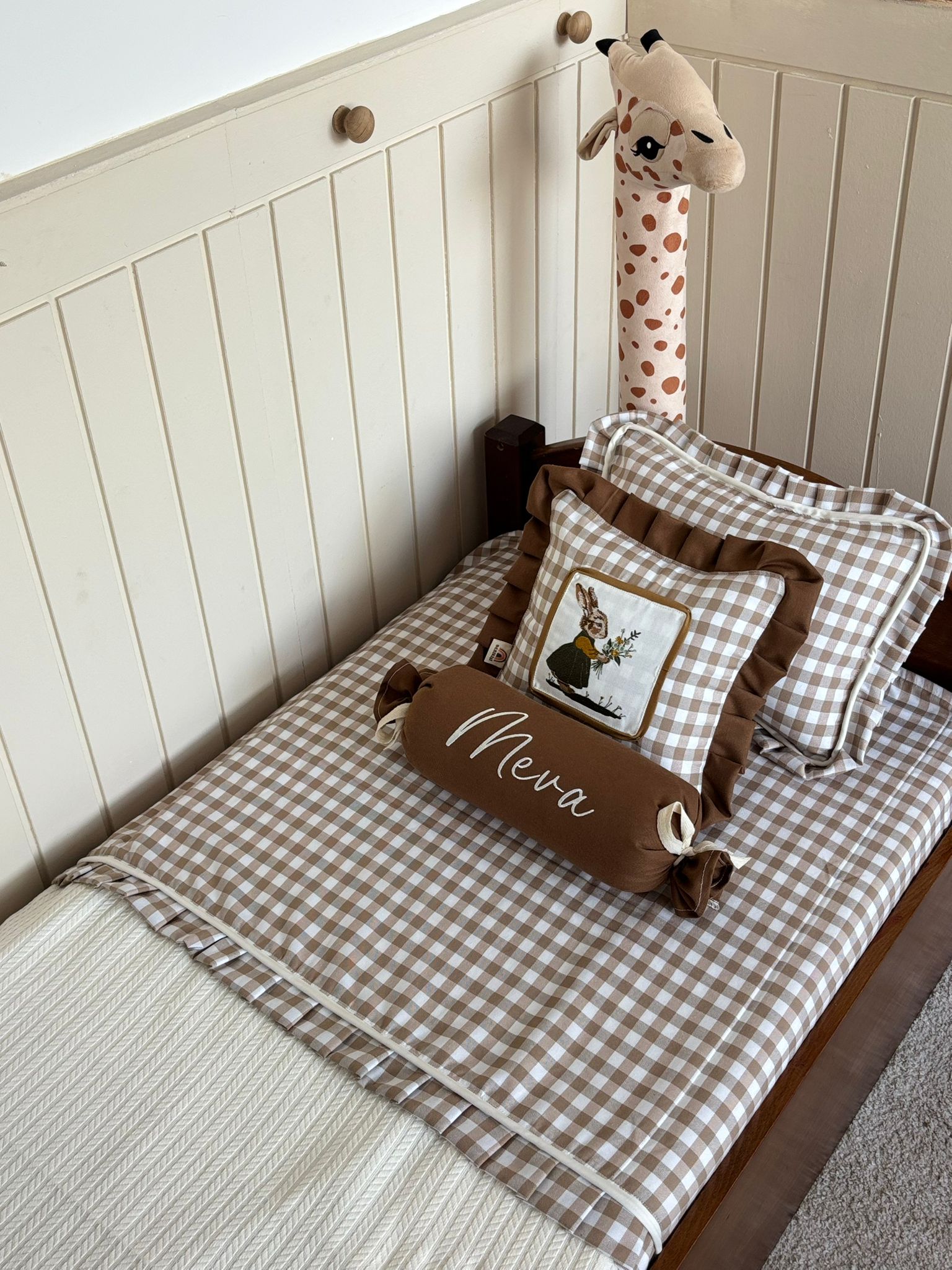 YASTIK KILIFLI 4'LÜ PİKE TAKIMI TINY BUNNY KAHVE