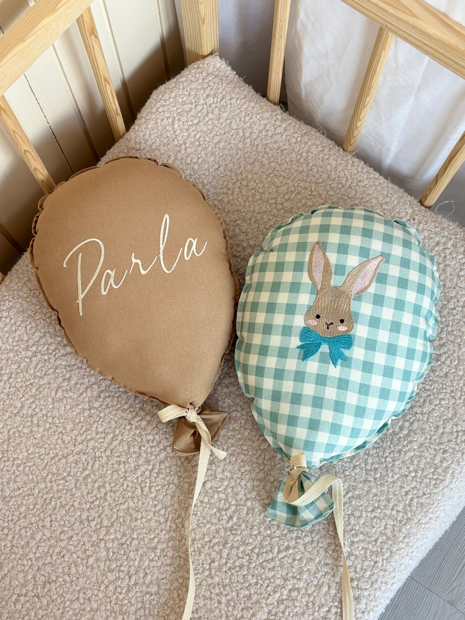 NAKIŞ BALON 2'Lİ PAPYONLU TAVŞAN - SÜTLÜ KAHVE NİL YEŞİLİ TAKIM